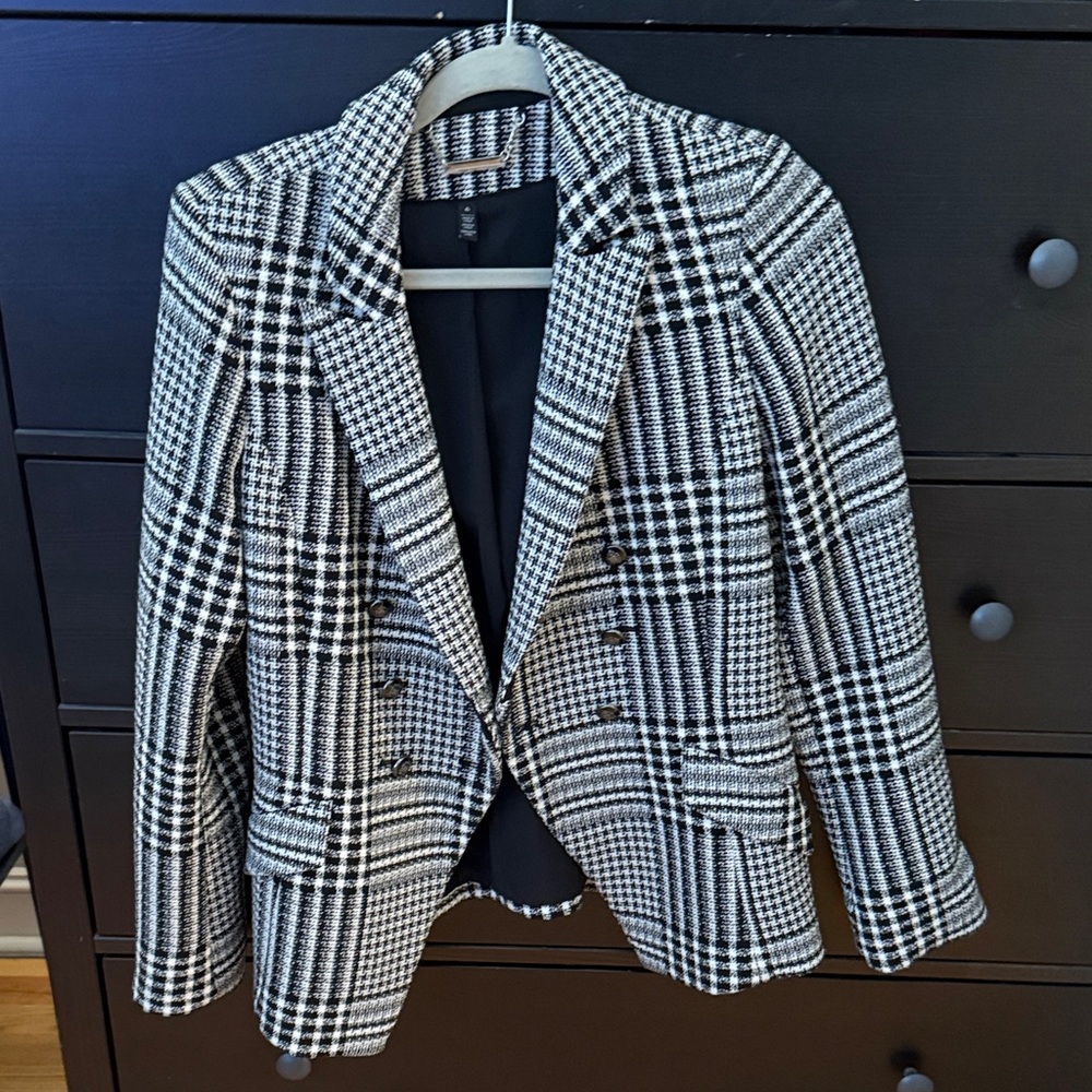 White House Black Market Houndstooth Blazer